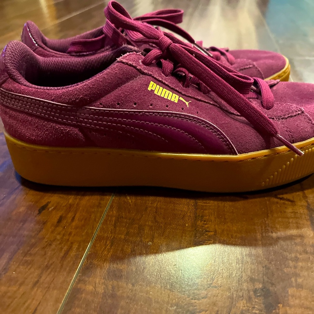 Puma Burgundy Sneakers with Gum Sole